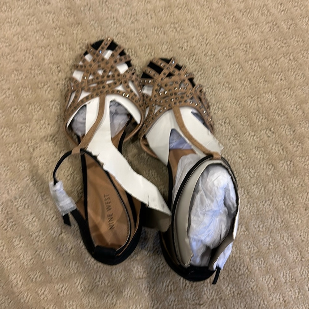 Nine west brand new sandals size 10